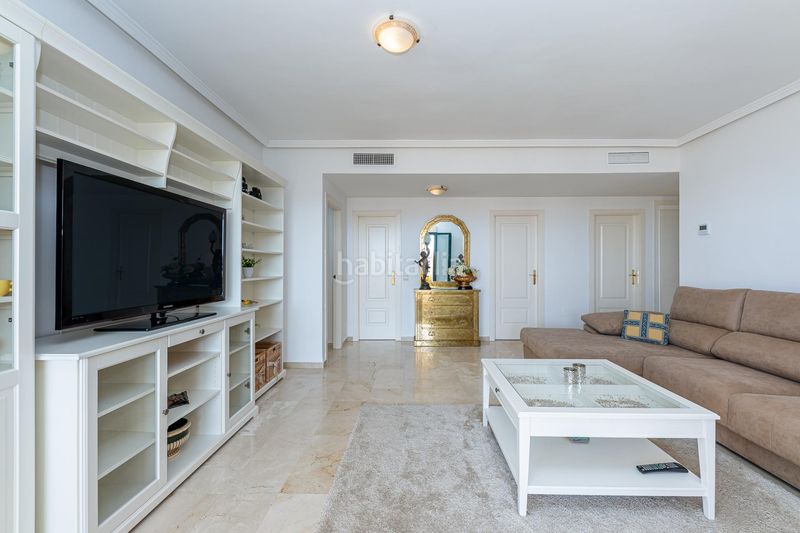 Foto 88980cfc-c434-46c3-92d5-41feed5d414a. Apartament amb calefacció aparcament piscina a Cortijo Torrequebrada Benalmádena