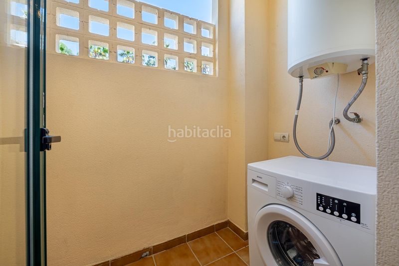 Foto da8b6e40-5fd0-49f9-8773-357c1ffe66c5. Apartament amb calefacció aparcament piscina a Cortijo Torrequebrada Benalmádena