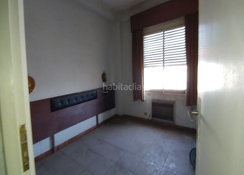 Foto f253736a-0a01-421f-8e7f-b1a3fad31f23. Local comercial a avenida miajadas 6 a Trujillo