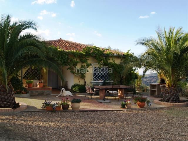 Foto 0a3297d2-480d-492c-874a-5d86dced6f5e. Terreny residencial a Madroñera