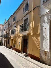 Casa  Calle hernando pizarro. Edificio para 3 apartamentos