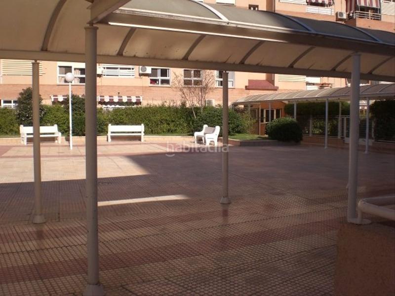 Foto 1c1a98f8-649e-43c5-8b29-a20a9c06b2e2. Pis amb calefacció piscina a Ciutat Fallera Valencia
