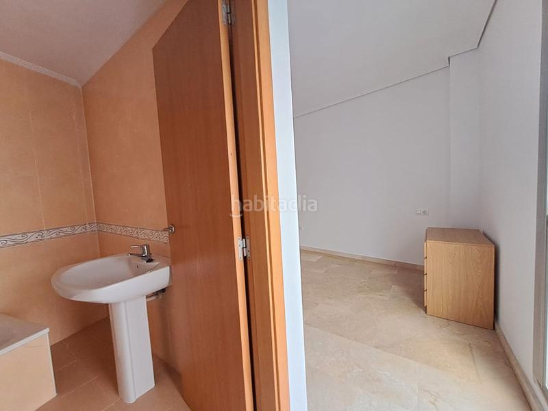 Foto 1048f84d-2601-43c3-932b-193a54f2c460. Duplex in Parc Central Paterna