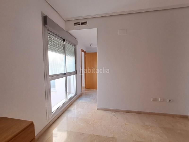Foto fb2d38d2-b397-414f-baf5-fd0c61d9f04e. Duplex in Parc Central Paterna