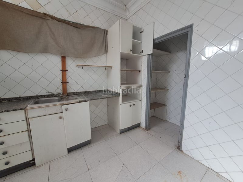 Foto 84d13e6f-ba9e-498e-bd83-581931c2430c. Pis a Barrio Benicalap Valencia