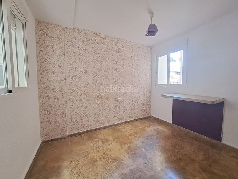 Foto b8f6b48d-c481-4646-9b28-1c0595ef0c71. Lloguer pis amb calefacció aparcament a Barrio Benicalap Valencia