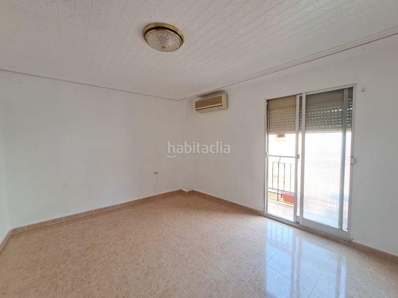 Foto 7b1a35a3-a3b9-444f-aa34-ad534378c475. Pis a Barrio Benicalap Valencia