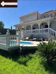 Chalet à Santa María. Villa independiente con piscina a 400 metros del mar
