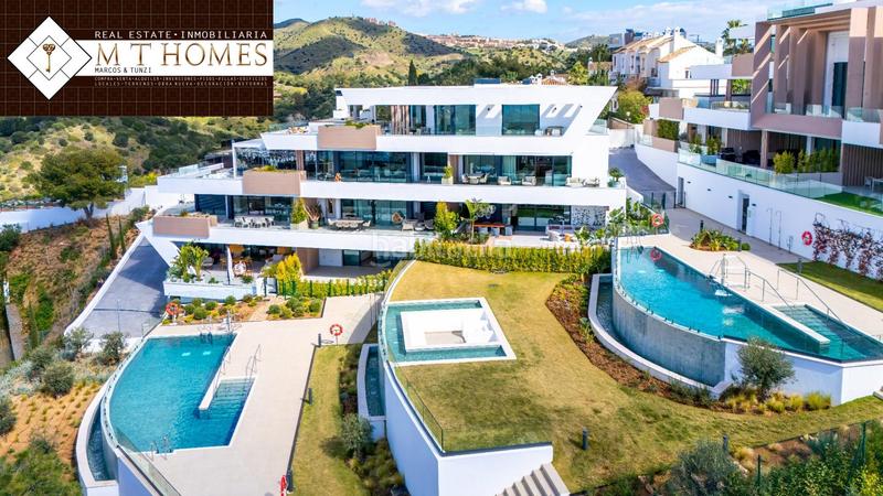 Foto bfbb8770-2deb-4bc5-b344-32a8d2b5ae28. Ground floor with heating parking in Cabopino - Artola Marbella