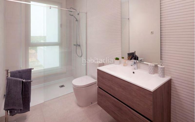 Foto 80416958-5346-400a-bc8b-8389de32e47f. Chalet mit parking pool in Casares pueblo Casares