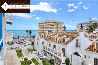 Semi detached house in Castillo Sohail - Myramar. Fantástica casa en urbanización con piscina junto al mar en fuen
