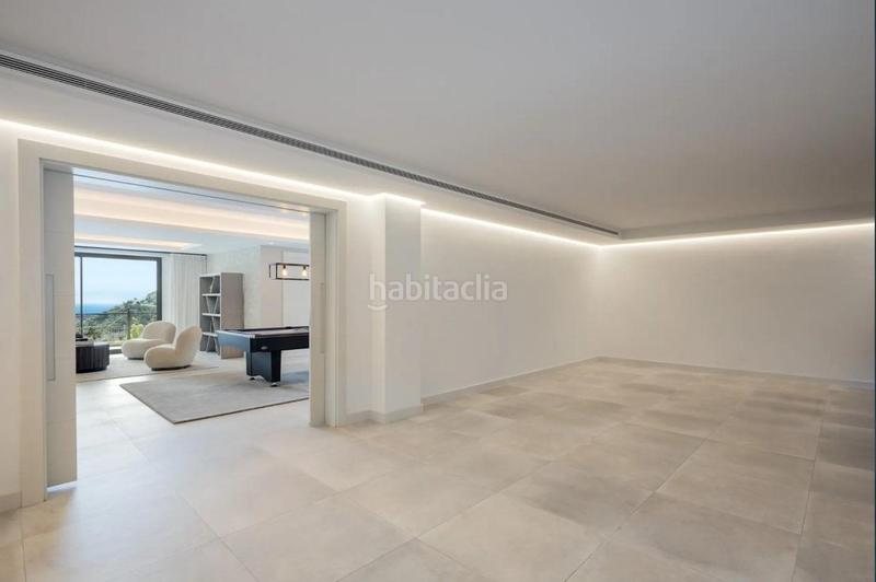 Foto 3a7c3da4-ce0b-4558-9667-55188ddc924b. Xalet amb aparcament a La Quinta Benahavís