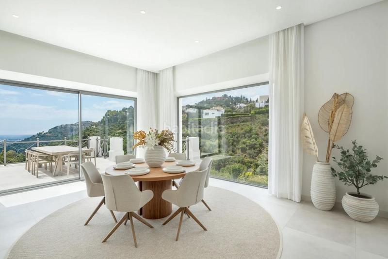 Foto 74ec20e6-e1de-419d-8385-05db1bc14890. Xalet amb aparcament a La Quinta Benahavís