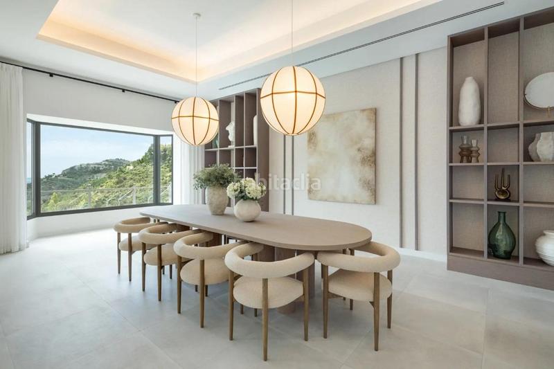 Foto aaf7feb1-930a-4f1b-8901-c7e96bd7add9. Xalet amb aparcament a La Quinta Benahavís