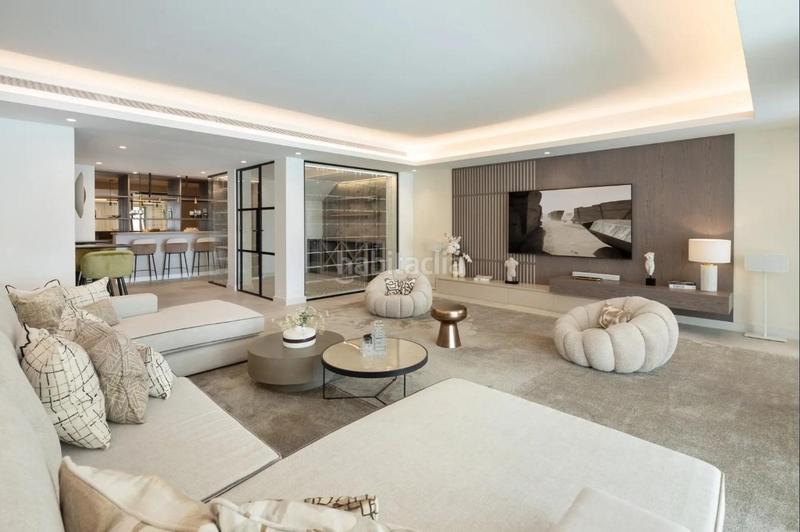 Foto ff854434-d8a6-4dee-a290-d4c1a9d2f161. Xalet amb aparcament a La Quinta Benahavís