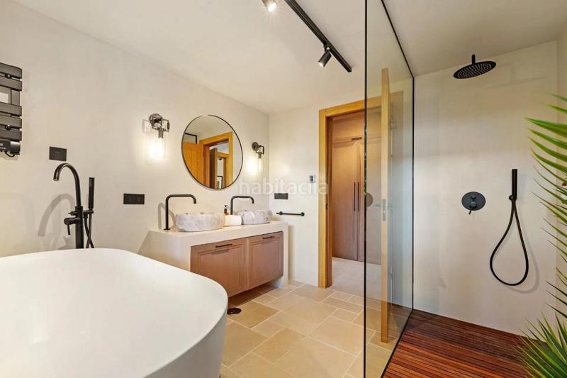 Foto 03598790-2812-41b9-b845-f43a54e595b6. Chalet mit parking in Las Brisas Marbella