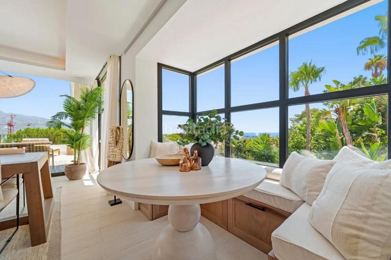 Foto 8799e95f-2d98-4852-98f5-7e15e07223d1. Chalet mit parking in Las Brisas Marbella