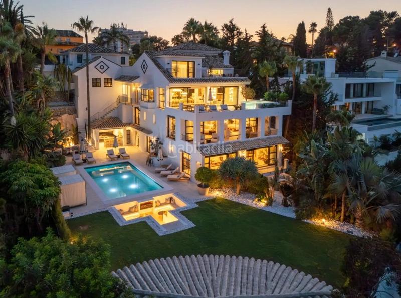 Foto baf6ded3-56ea-43bb-afe0-f254c9a08643. Chalet mit parking in Las Brisas Marbella