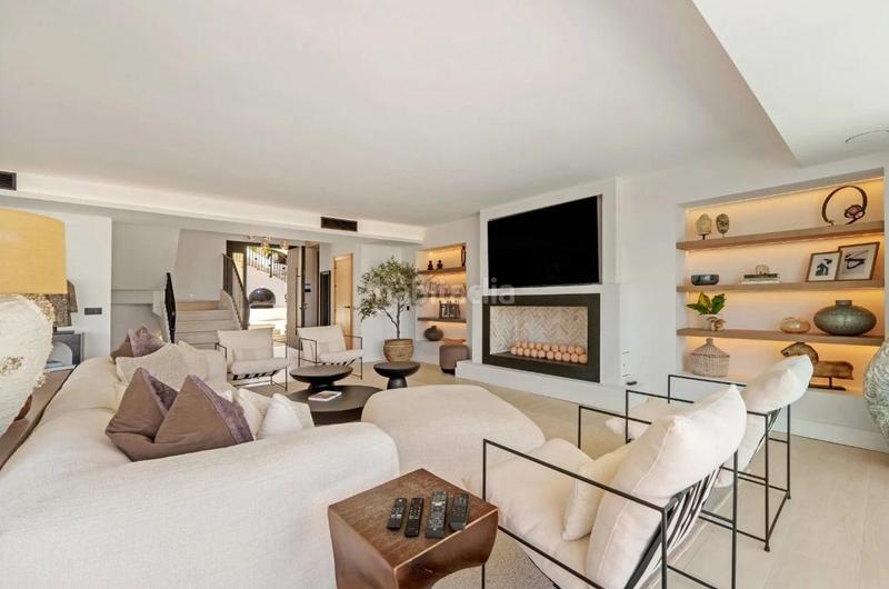 Foto e56a5e37-f41d-4836-9c00-2581310c1a94. Chalet mit parking in Las Brisas Marbella