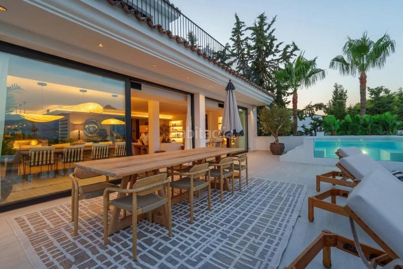 Foto fcc9154e-91ff-4f20-a912-45850b226508. Chalet mit parking in Las Brisas Marbella