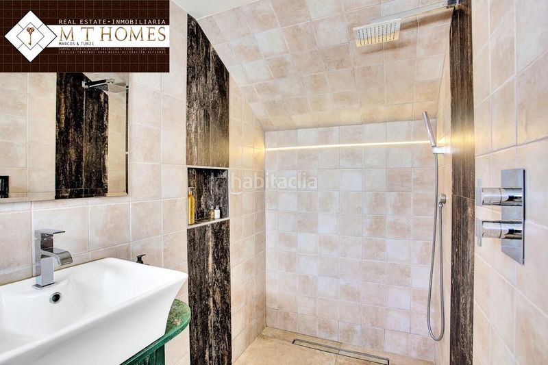 Foto a2002c6c-2641-4f61-8375-6da370f879f9. Miete chalet mit parking pool in Marbesa Marbella