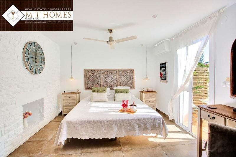 Foto f32d1d74-4af7-4c0c-b3a7-8ca0e1a238da. Miete chalet mit parking pool in Marbesa Marbella