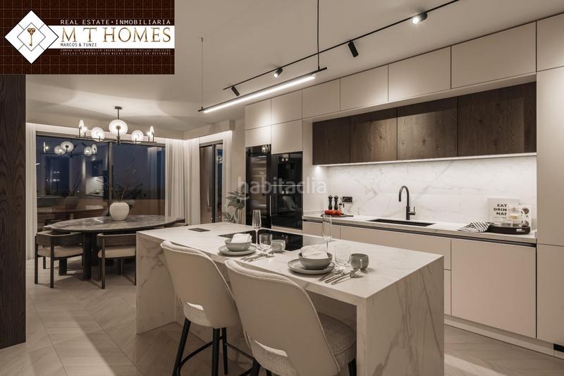 Foto 4af2c1ff-e193-49a9-a185-e585f1204ed8. Apartment with parking in Los Naranjos Marbella