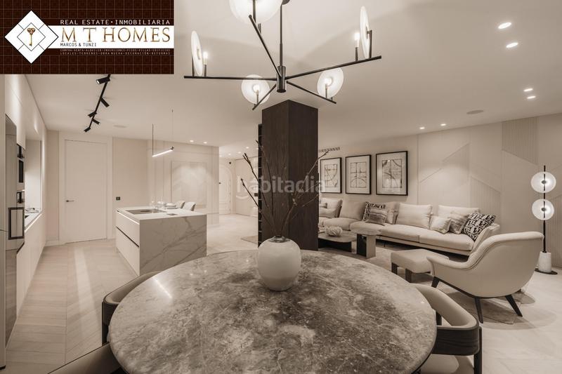 Foto 8bb50064-cc17-490a-b085-f40a2a3df1aa. Apartment with parking in Los Naranjos Marbella