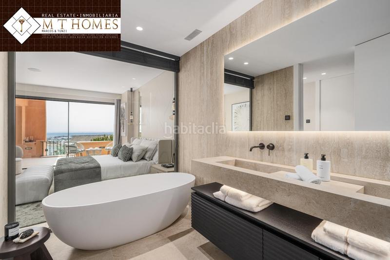 Foto a8abe5c5-70fa-4476-881c-63ca67a6ff3e. Apartment with parking in Los Naranjos Marbella