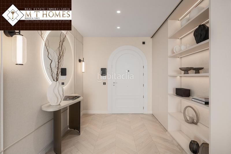 Foto e406219b-2048-4b82-bc4c-e994397c00cd. Apartment with parking in Los Naranjos Marbella