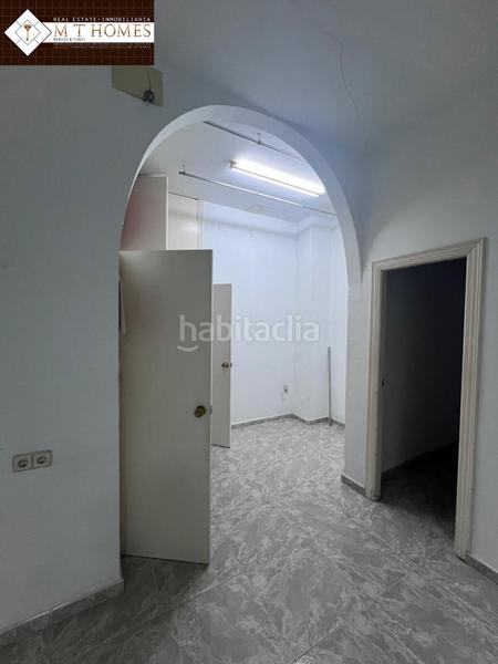 Foto 8a884fe4-49e1-4105-88b1-68434ccf606b. Alquiler local comercial  en alquiler en zona Puerto Deportivo, en Fuengirola