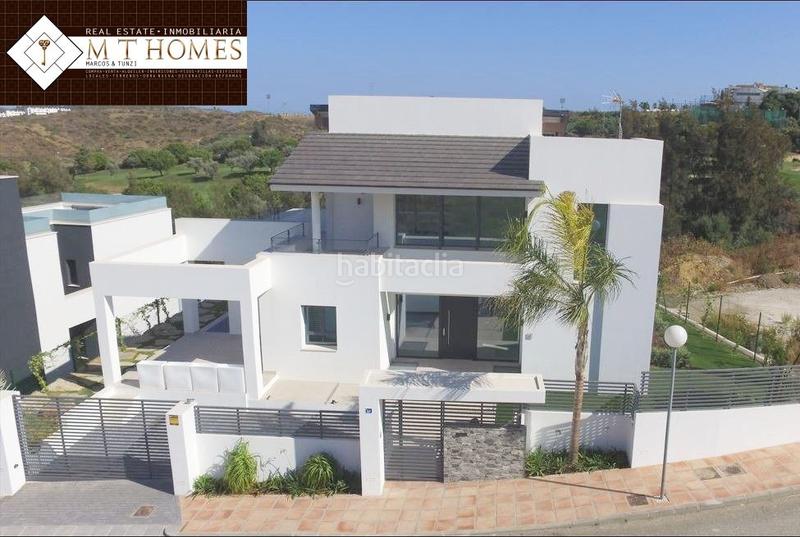 Foto 42923603-7819-4f4b-ae99-44fdb8ab9642. Chalet with parking pool in campo de Mijas Mijas