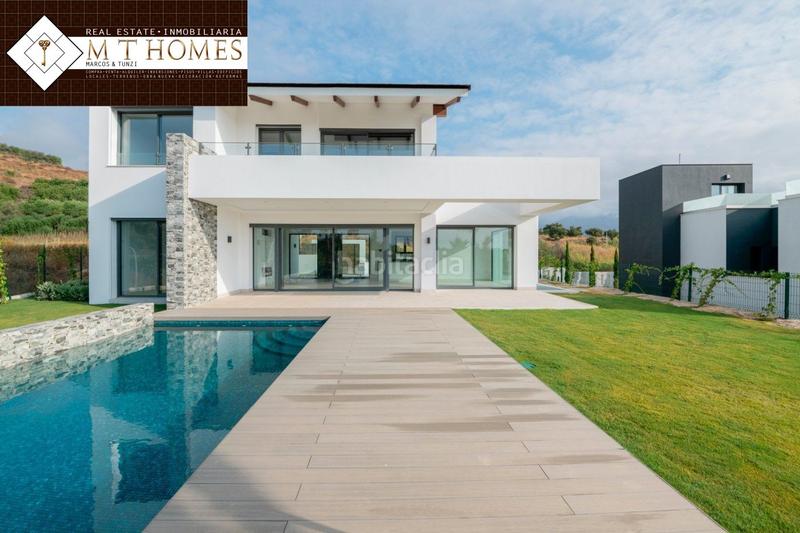 Foto 6be68530-d6d4-475a-806c-62e7939fdd22. Chalet with parking pool in campo de Mijas Mijas