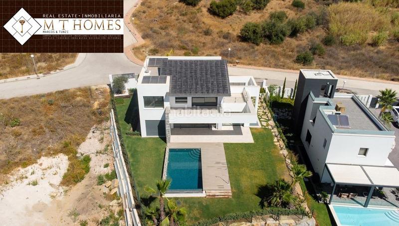 Foto f21d6b5c-e5d3-4476-b36d-7be4763c7e3b. Chalet with parking pool in campo de Mijas Mijas