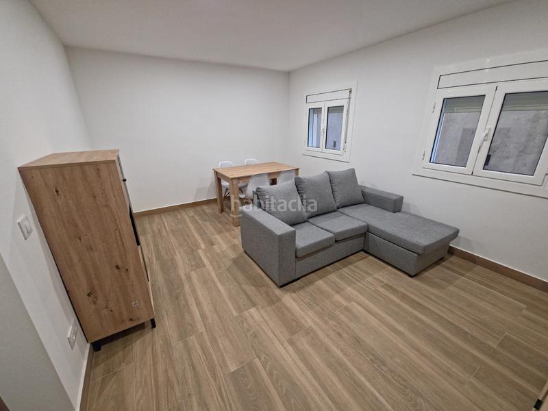 Foto 5d5247b3-dfd0-49a9-9cec-bbff25db8fa0. Rent flat in Turó de la Peira Barcelona