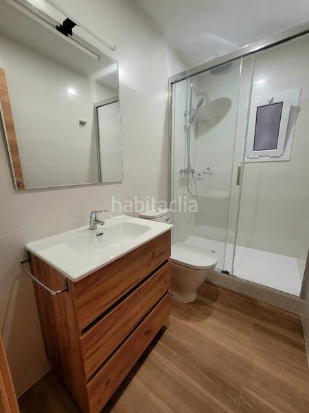 Foto 75757b28-5153-4f5a-87b1-21387312ba8a. Rent flat in Turó de la Peira Barcelona