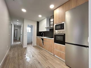 Lloguer Casa  Calle calvario. Dos habitaciones libres ideal para estudiantes, a 10 min de la u