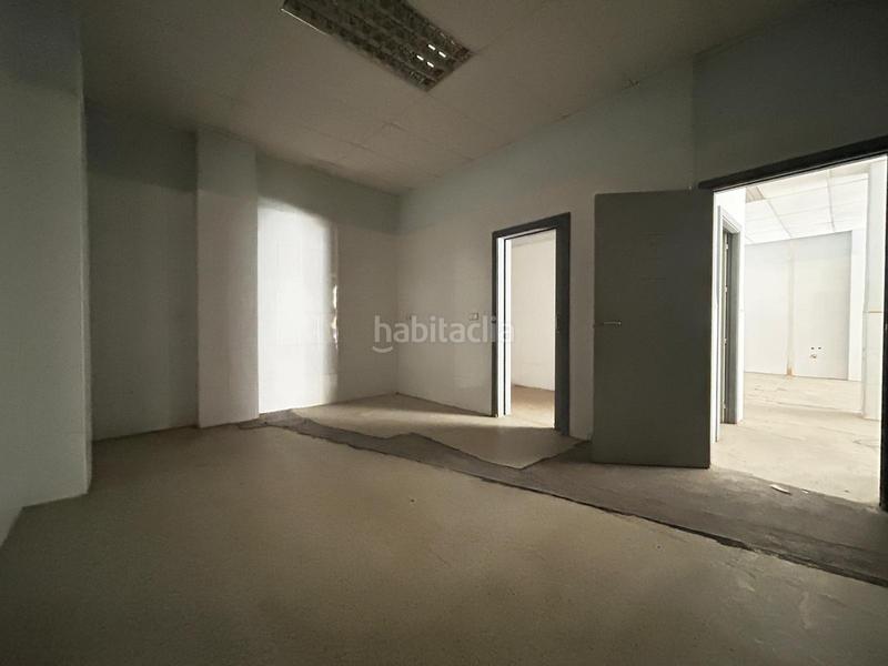 Foto ad436dd3-c247-4834-8ab5-497524e34b80. Local comercial a El Puntal Murcia