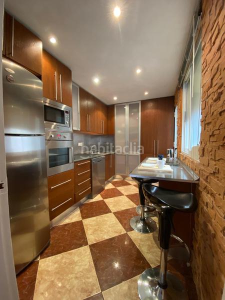 Foto 8391180f-110b-4a9b-a9ac-62cf070d0f73. Alquiler piso amplio piso con salón con chimenea y excelente orientación sur en Murcia