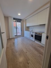 Lloguer Pis a Silla. Se alquila piso con dos habitaciones, terraza y ascensor