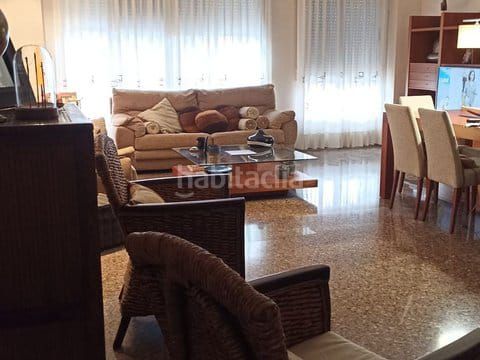 Foto 5f61d9b8-0e36-4d52-9c69-f986e76ddf1e. Duplex dans Beniparrell