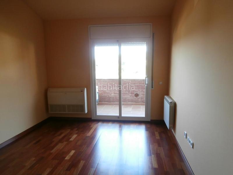 Foto 22d0de91-2d91-43b0-b219-a6f944c27c80. Casa con riscaldamento parcheggio piscina in Les Bilbenyes Sant Vicenç de Montalt