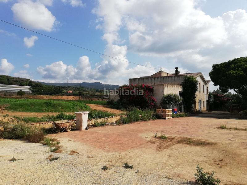 Foto c0730056-3804-4082-b317-dbc7ee39ab78. Masia amb aparcament a Cinc Sènies Mataró