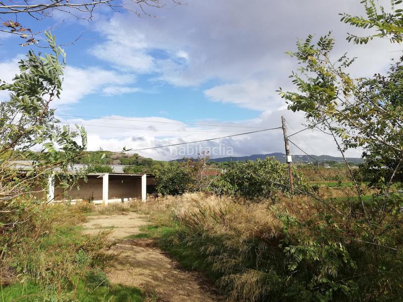 Foto d504985a-5c11-4e86-aeda-7aa64c26b627. Masia amb aparcament a Cinc Sènies Mataró