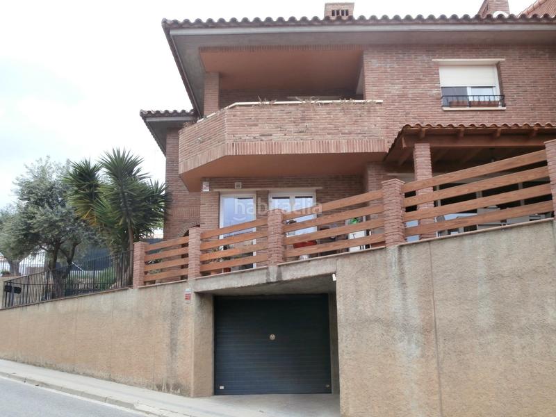 Foto 3a8718e9-97c1-4cbc-bc53-58bc1d3b1471. Casa adossada amb calefacció aparcament a Sant Vicenç Centre Sant Vicenç de Montalt