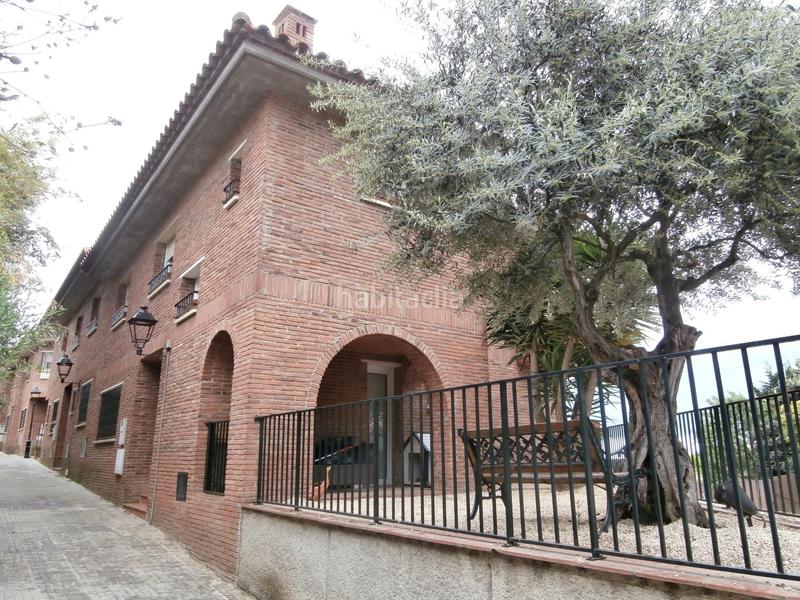 Foto c31c036d-0e40-4bcc-aaf7-b7f43c19c822. Casa adossada amb calefacció aparcament a Sant Vicenç Centre Sant Vicenç de Montalt