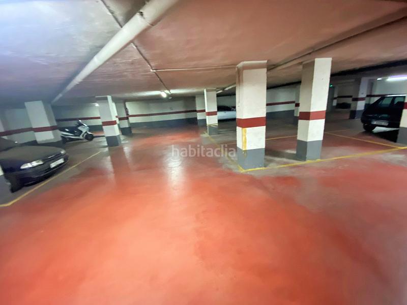 Foto f5ff2d5f-b0c3-44f3-9835-38fef652ec4c. Posto auto in carrer de santa aurora 1 in Casas Verdes Paterna