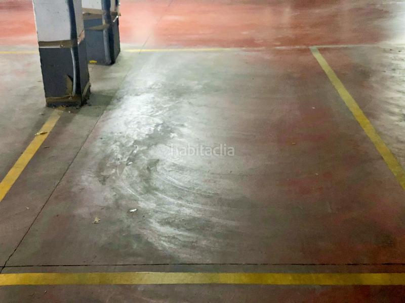 Foto fa762e81-0447-4320-8324-5059b2c1ae0c. Posto auto in carrer de santa aurora 1 in Casas Verdes Paterna