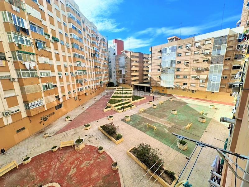 Foto 9d296745-8e86-4608-b36f-329c9aa9e5af. Alquiler piso en avinguda de blasco ibáñez 106 en Valencia