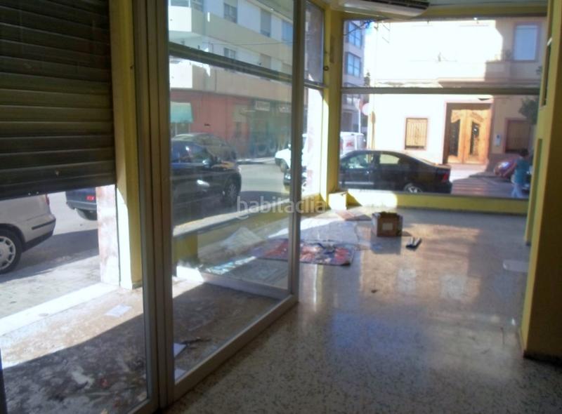 Foto f89b1ceb-eee8-4fed-9859-5ac8e31255dc. Affitto locale commerciale in plaza maestro iborra 1 in Moncada